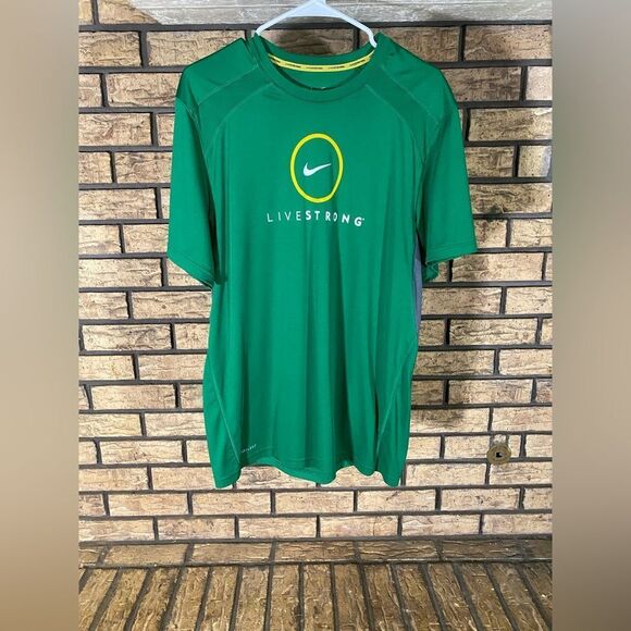 Nike live strong‎ shirt - Picture 1 of 5